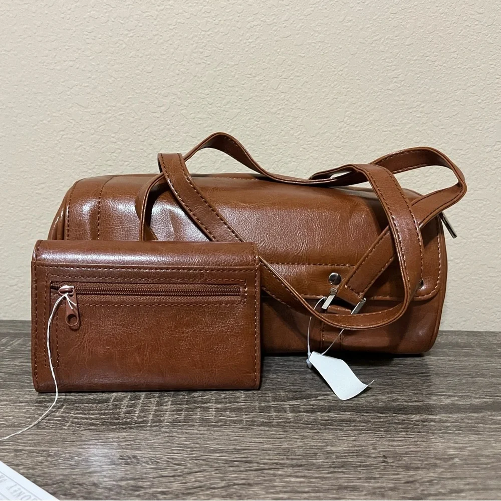 Brown Faux Leather Barrel Bag Set - Picture 4 of 8